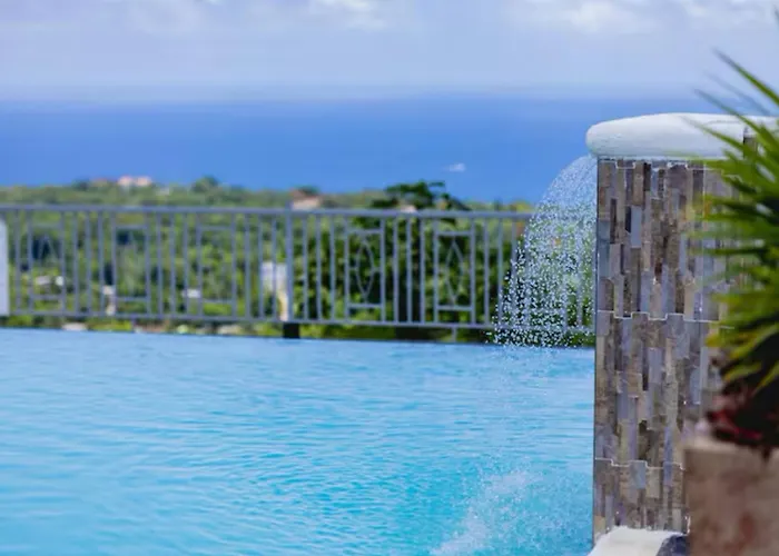The Luxe Escape Luxury Сasa de vacaciones Ocho Ríos